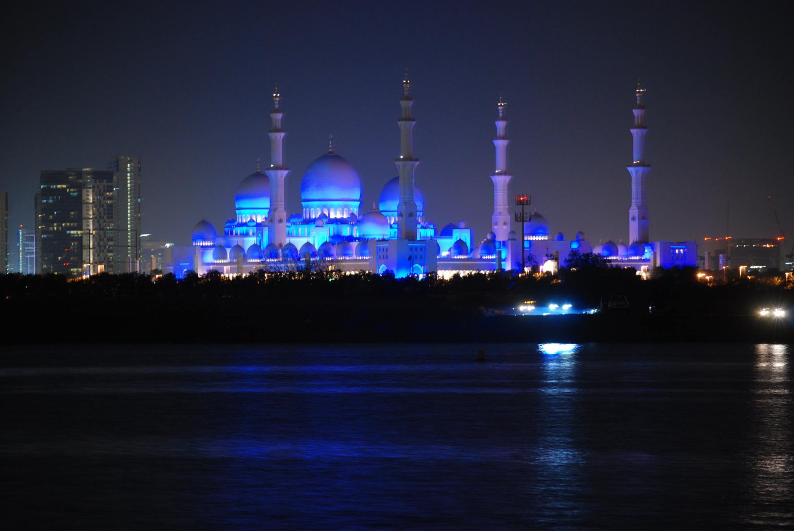 Abu Dhabi 2016 أبو ظبي